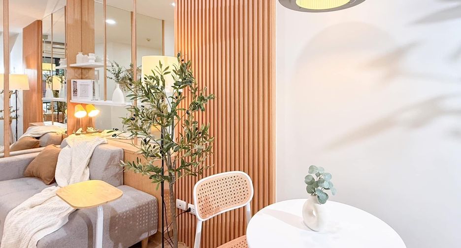 For sale 1 bed condo in Bang Na, Bangkok