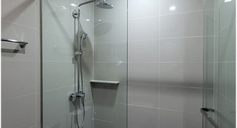 For sale 2 bedrooms condo in Khlong Toei, Bangkok