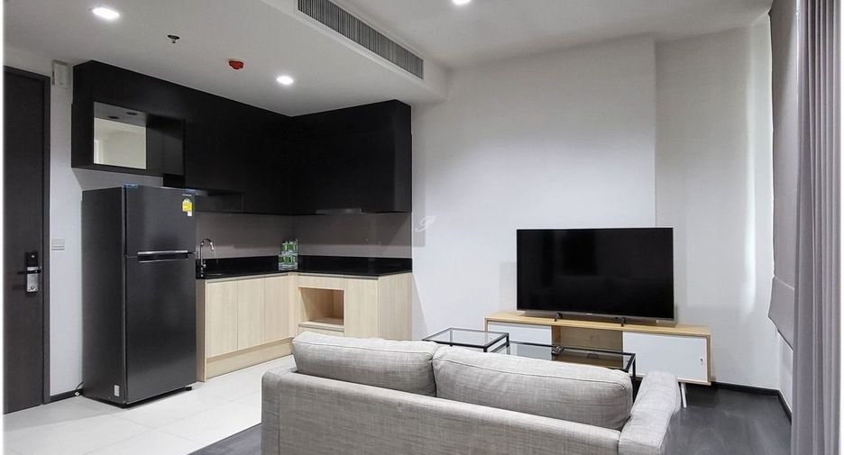 For sale 2 bedrooms condo in Khlong Toei, Bangkok