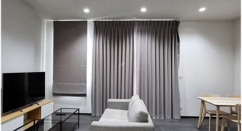 For sale 2 ベッドルーム condo in Khlong Toei, Bangkok