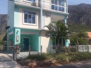 For sale 3 bedrooms house in Mueang Prachuap Khiri Khan, Prachuap Khiri Khan