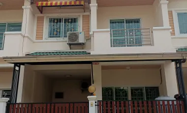 For rent 3 bedrooms townhouse in Bang Bua Thong, Nonthaburi