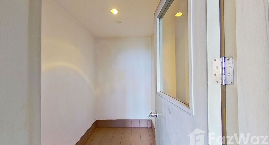 For sale 2 bedrooms condo in Pathum Wan, Bangkok