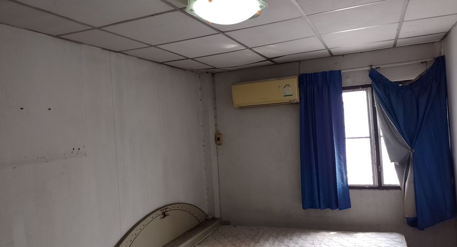 Casa adosada en venta de 1 habitaciones en Bang Kruai, Nonthaburi