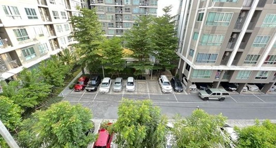 For sale 1 bed condo in Mueang Samut Prakan, Samut Prakan