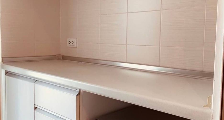 For sale and for rent 1 bed condo in Huai Khwang, Bangkok