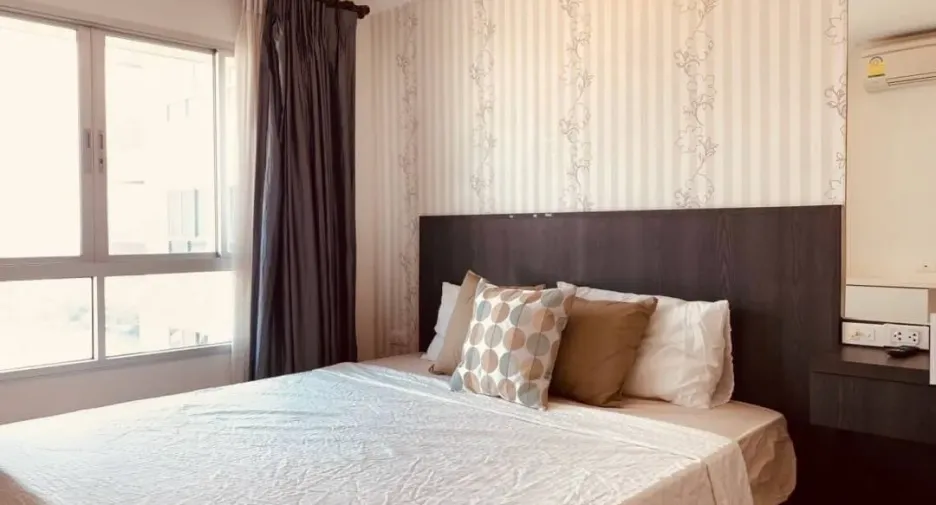 For sale and for rent 1 bed condo in Huai Khwang, Bangkok