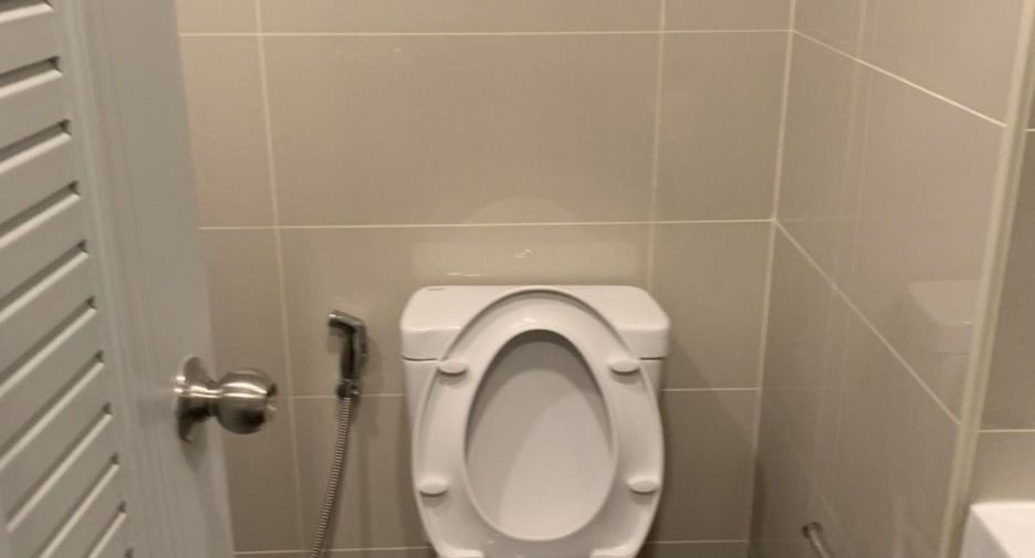 出售 1 卧室 公寓 在 Bang Phli, Samut Prakan