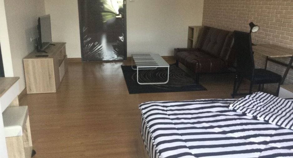 For sale 1 bed condo in Bang Na, Bangkok