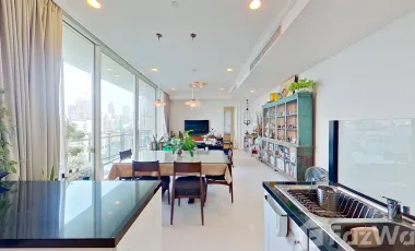 For sale 2 bedrooms condo in Watthana, Bangkok