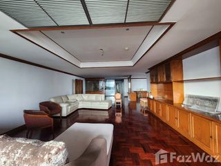 For sale 3 bedrooms condo in Watthana, Bangkok