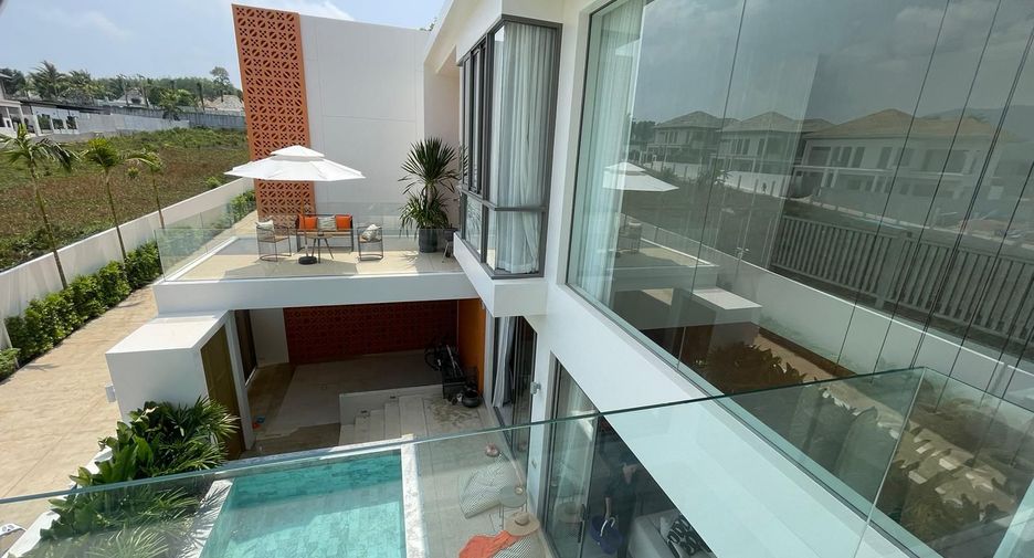 For rent 3 bedrooms villa in Thalang, Phuket