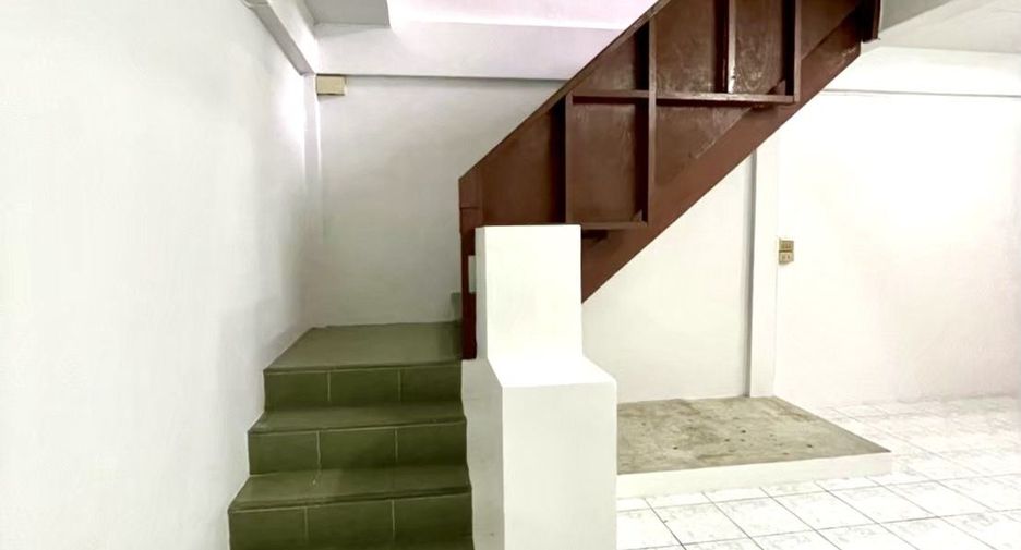 À vendre et à louer 2 chambres maison de ville à Bang Bua Thong, Nonthaburi