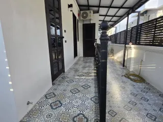 Haus zum Kauf mit 4 Zimmer in Bang Khae, Bangkok