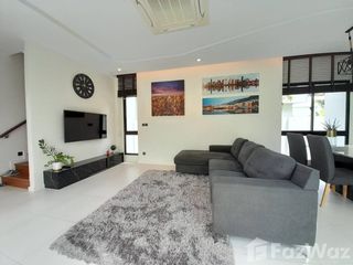 For rent 4 bedrooms villa in Mueang Phuket, Phuket