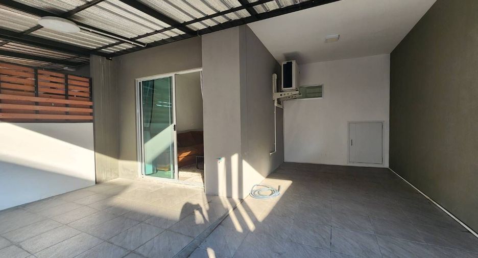 For rent 3 bedrooms house in Mueang Phuket, Phuket
