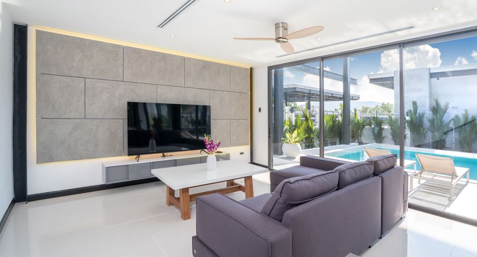 For sale 4 bedrooms villa in Mueang Phuket, Phuket