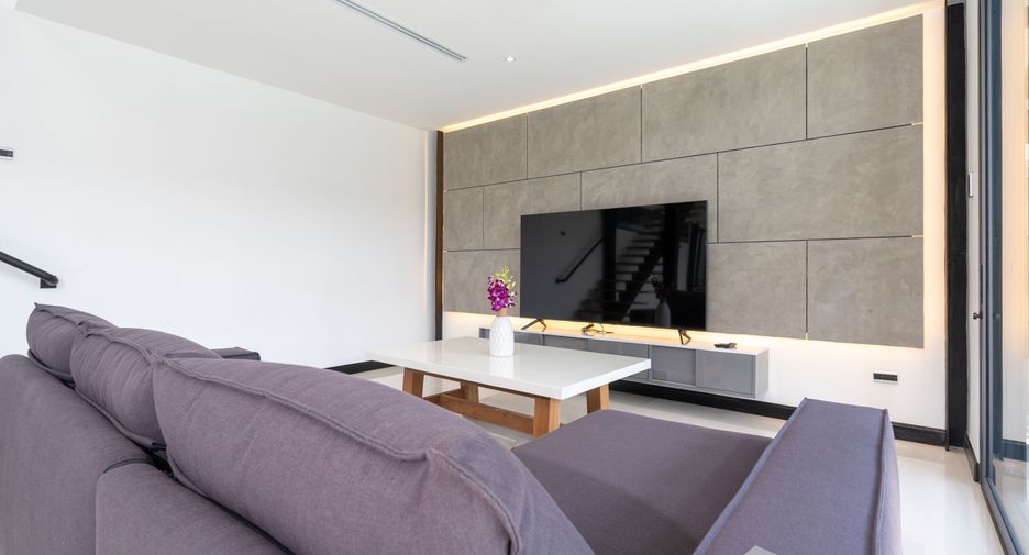 For sale 4 bedrooms villa in Mueang Phuket, Phuket