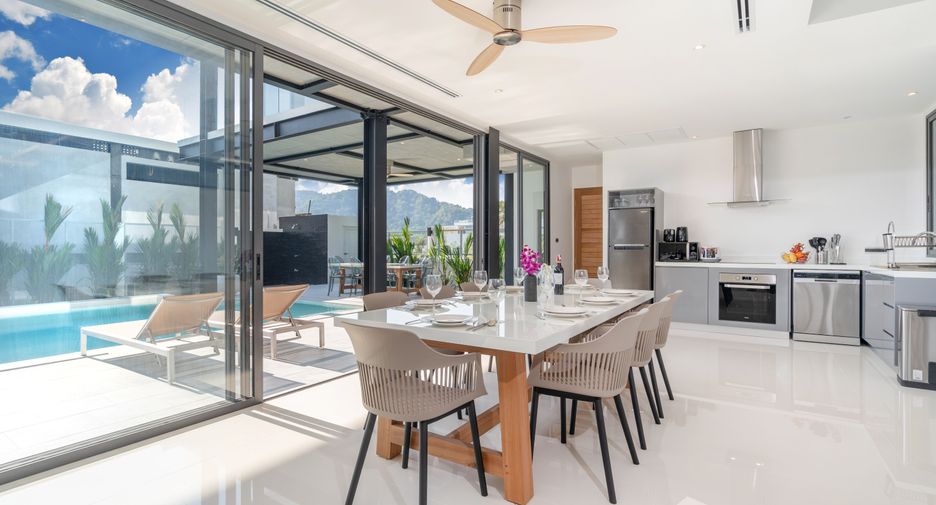 For sale 4 bedrooms villa in Mueang Phuket, Phuket