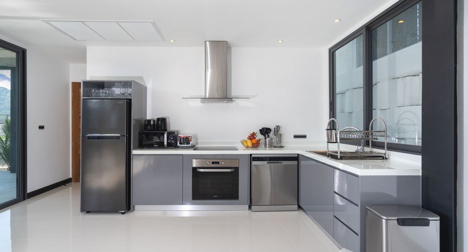 For sale 4 bedrooms villa in Mueang Phuket, Phuket