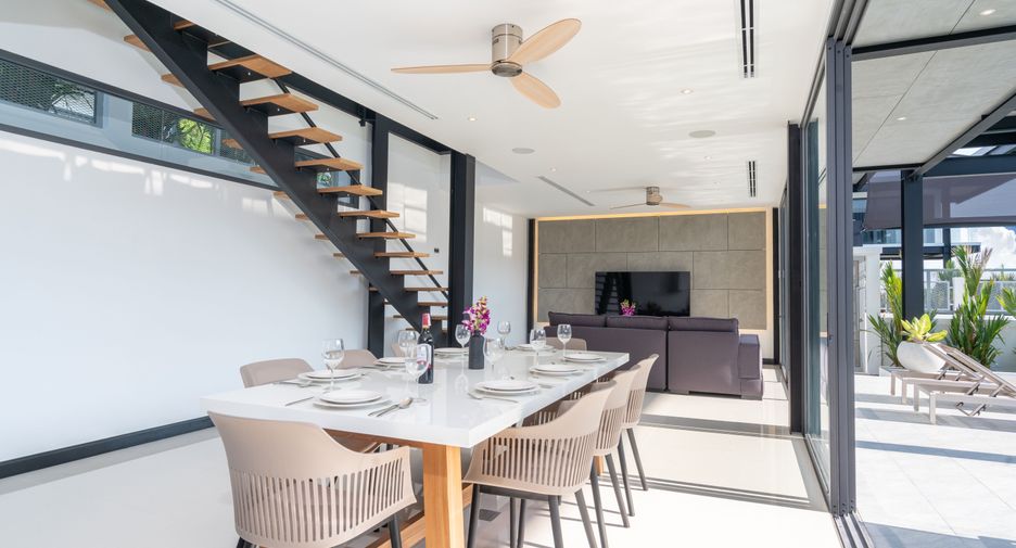 For sale 4 bedrooms villa in Mueang Phuket, Phuket