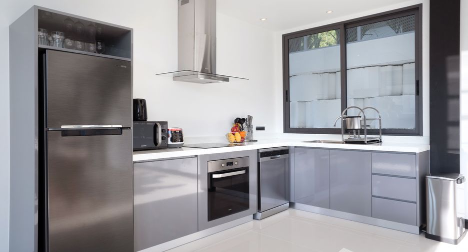For sale 4 bedrooms villa in Mueang Phuket, Phuket