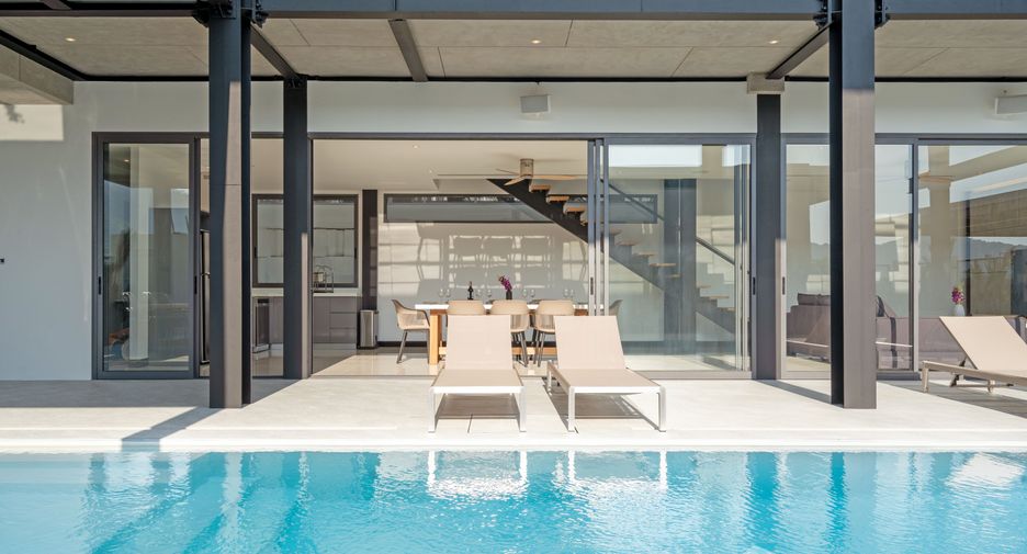 For sale 4 bedrooms villa in Mueang Phuket, Phuket