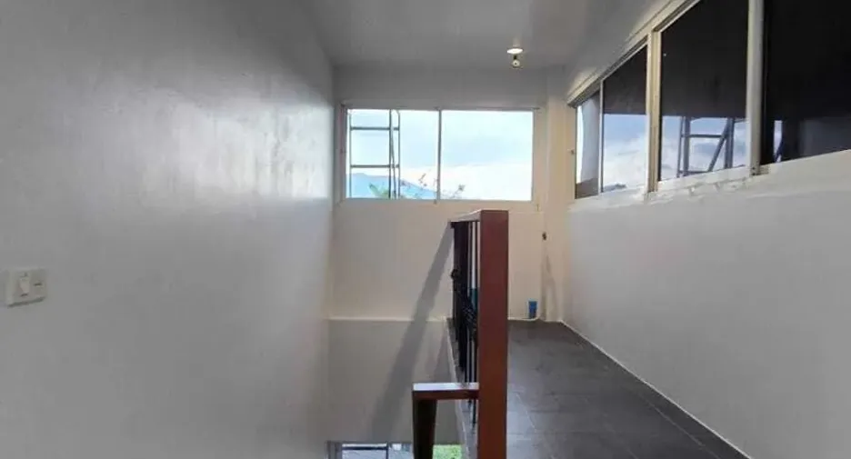 Casa adosada en venta de 3 habitaciones en Thalang, Phuket