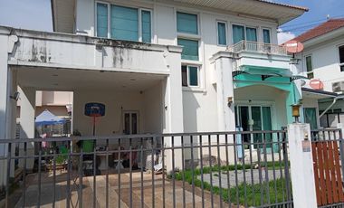 Haus zum Kauf mit 3 Zimmer in Lat Krabang, Bangkok