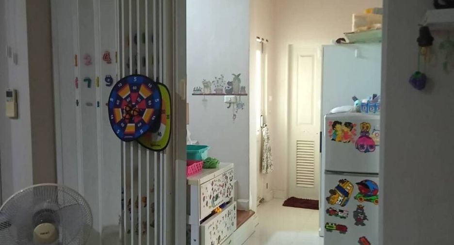 For sale 3 bedrooms house in Lat Krabang, Bangkok