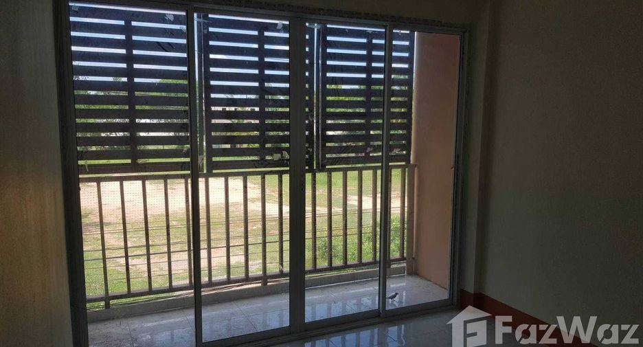 Casa adosada en venta de 2 habitaciones en Bua Yai, Nakhon Ratchasima