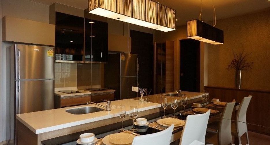 For sale 1 bed condo in Phra Khanong, Bangkok