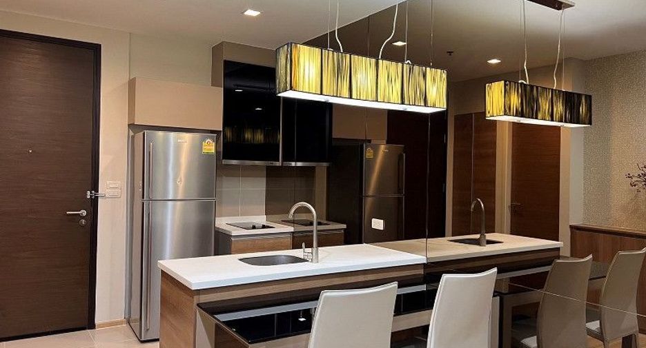 For sale 1 bed condo in Phra Khanong, Bangkok