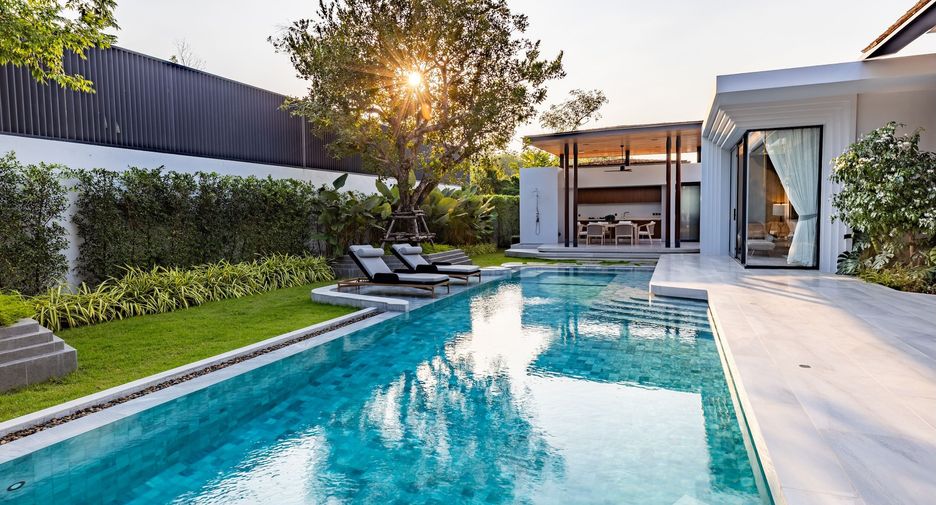 For sale 4 bedrooms villa in Thalang, Phuket