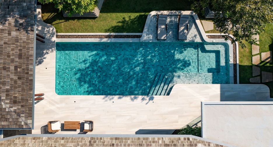 For sale 4 bedrooms villa in Thalang, Phuket