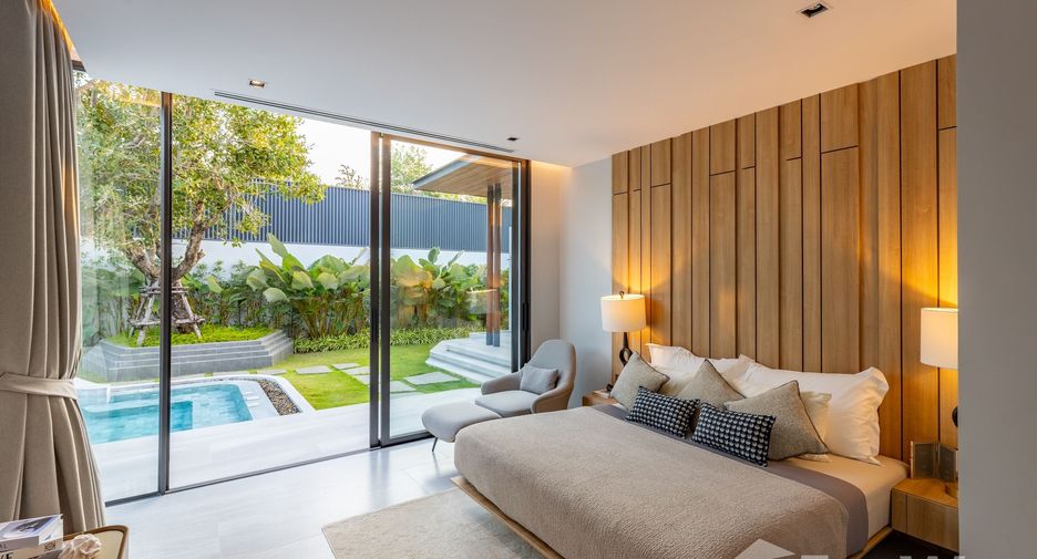 For sale 4 bedrooms villa in Thalang, Phuket