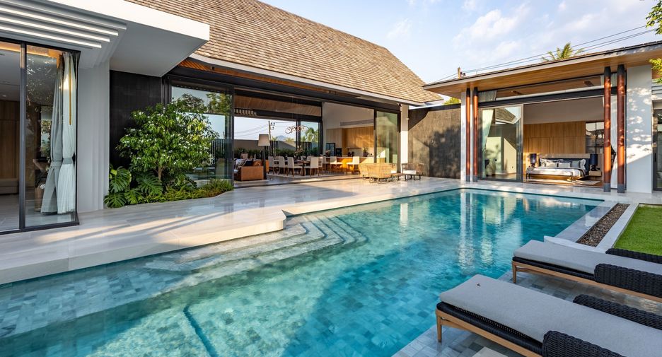 For sale 4 bedrooms villa in Thalang, Phuket