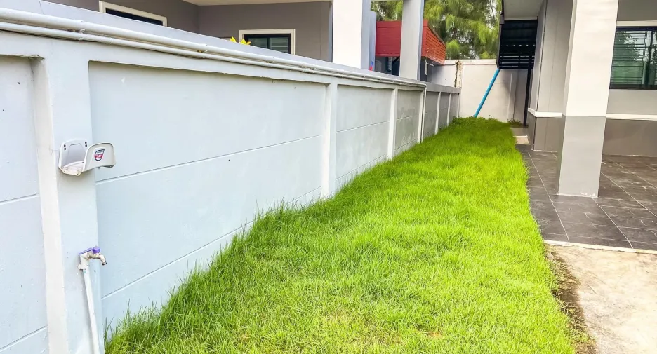 For sale 3 bedrooms house in Phatthana Nikhom, Lopburi