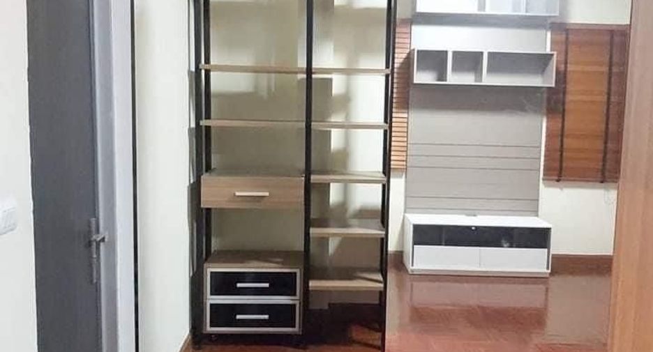 出售 3 卧室 独立屋 在 Bang Khen, 曼谷