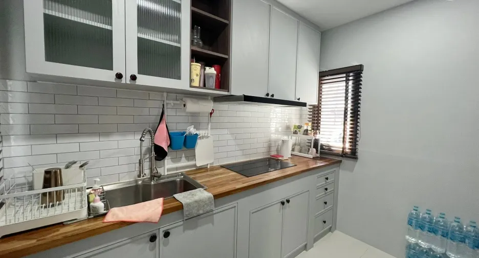 Casa en venta de 4 habitaciones en Mueang Pathum Thani, Pathum Thani