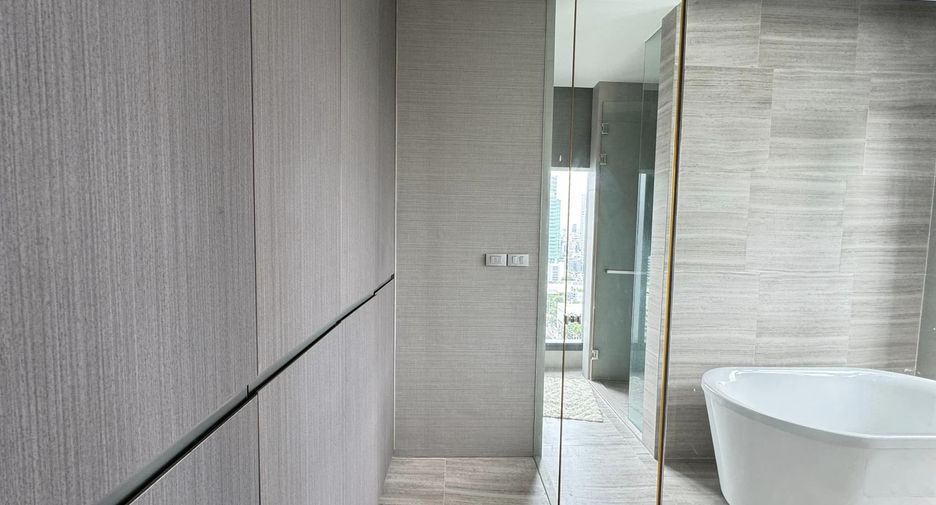 For sale 2 bedrooms condo in Sathon, Bangkok