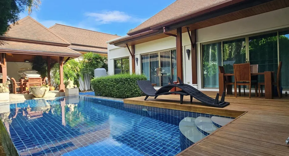 For rent 2 bedrooms villa in Mueang Phuket, Phuket