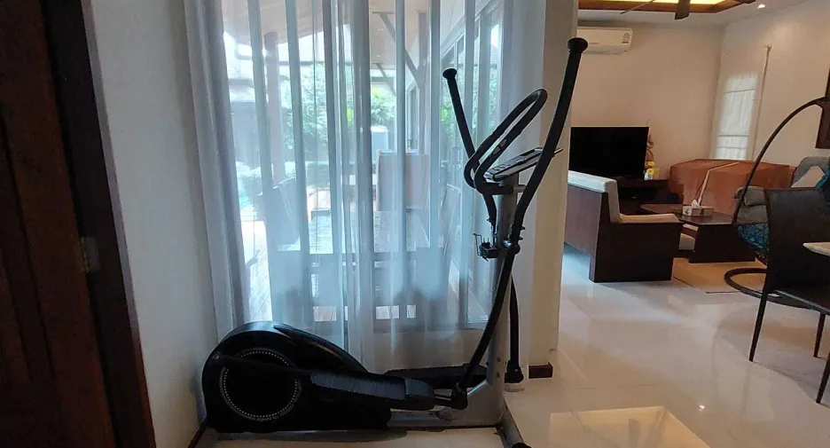 For rent 2 bedrooms villa in Mueang Phuket, Phuket