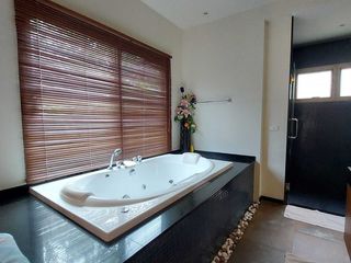 For rent 2 bedrooms villa in Mueang Phuket, Phuket