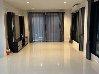 For sale 4 bedrooms house in Nong Khaem, Bangkok