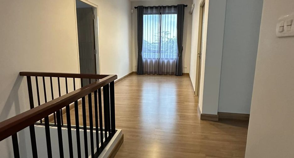 Haus zum Kauf mit 4 Zimmer in Nong Khaem, Bangkok