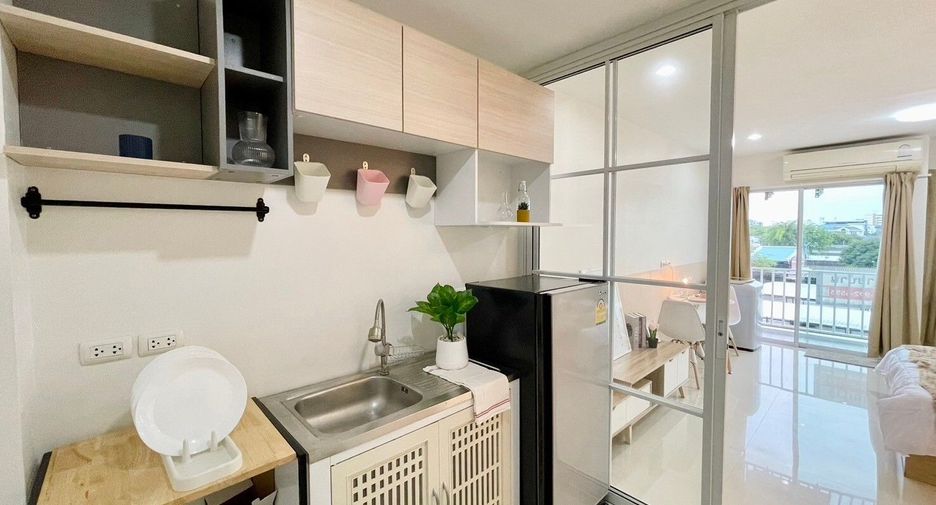 For sale studio condo in Mueang Samut Prakan, Samut Prakan