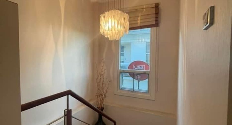 Haus zum Kauf mit 3 Zimmer in Bueng Kum, Bangkok