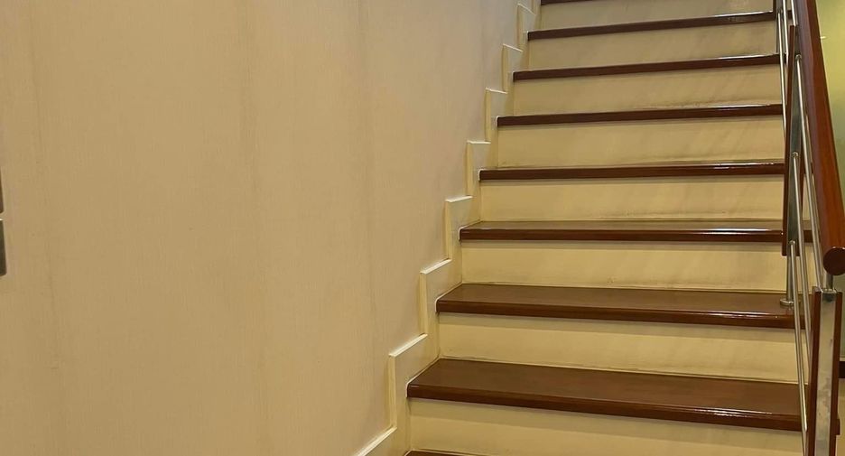 Haus zum Kauf mit 3 Zimmer in Bueng Kum, Bangkok