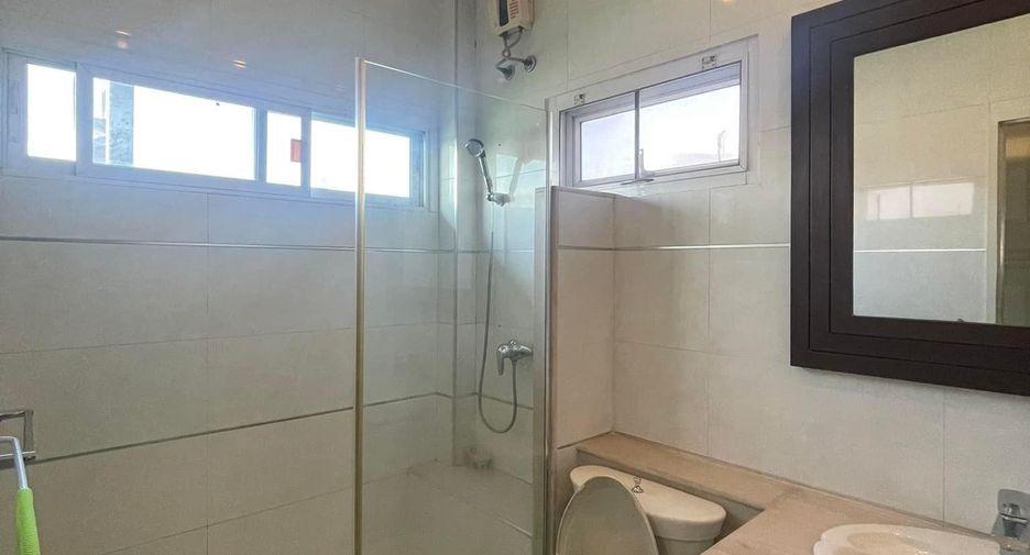 Haus zum Kauf mit 3 Zimmer in Bueng Kum, Bangkok